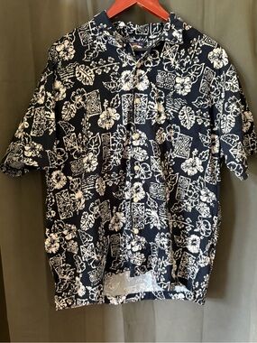 Falcon Bay Navy & White Floral Button-Up Shirt